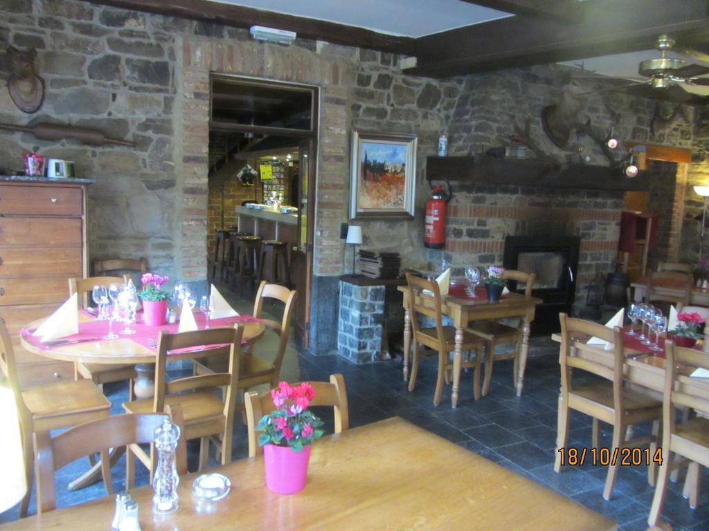 Auberge De La Lesse Celles  Luaran gambar