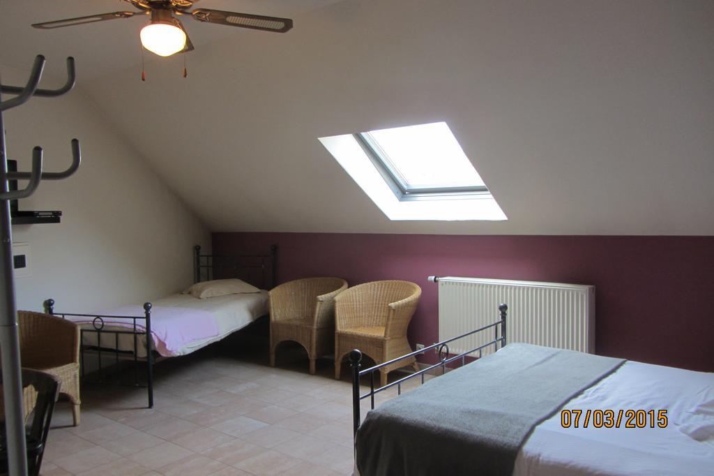 Auberge De La Lesse Celles  Bilik gambar