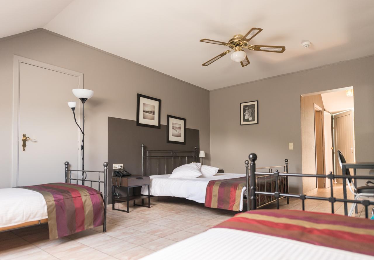 Auberge De La Lesse Celles  Luaran gambar